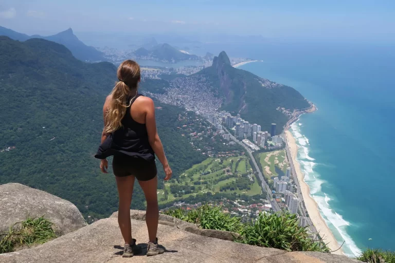 header-pedra-da-gavea-hiking-tour-1920w